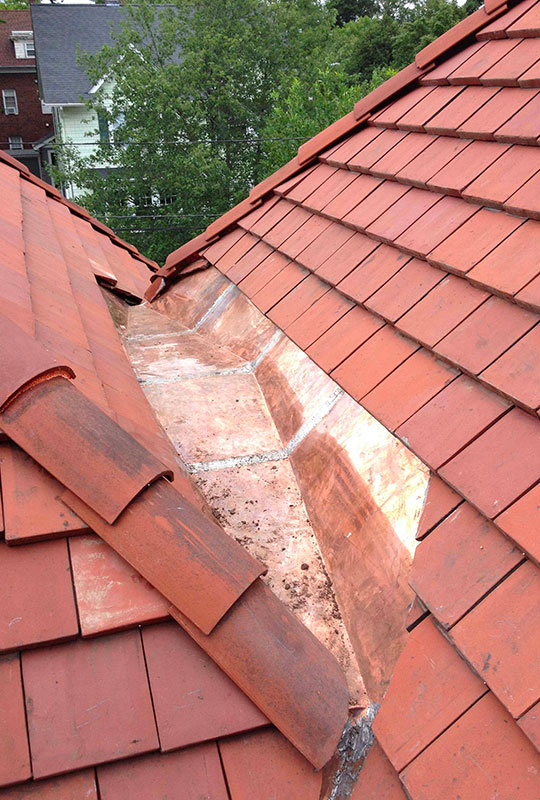Entreprise de couverture, charpente, ravalament, ramonage et zinguerie à Sannois (95110) dans le Val d'Oise (95)